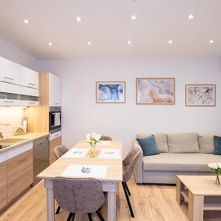 Zora Lak Apartament Sopron